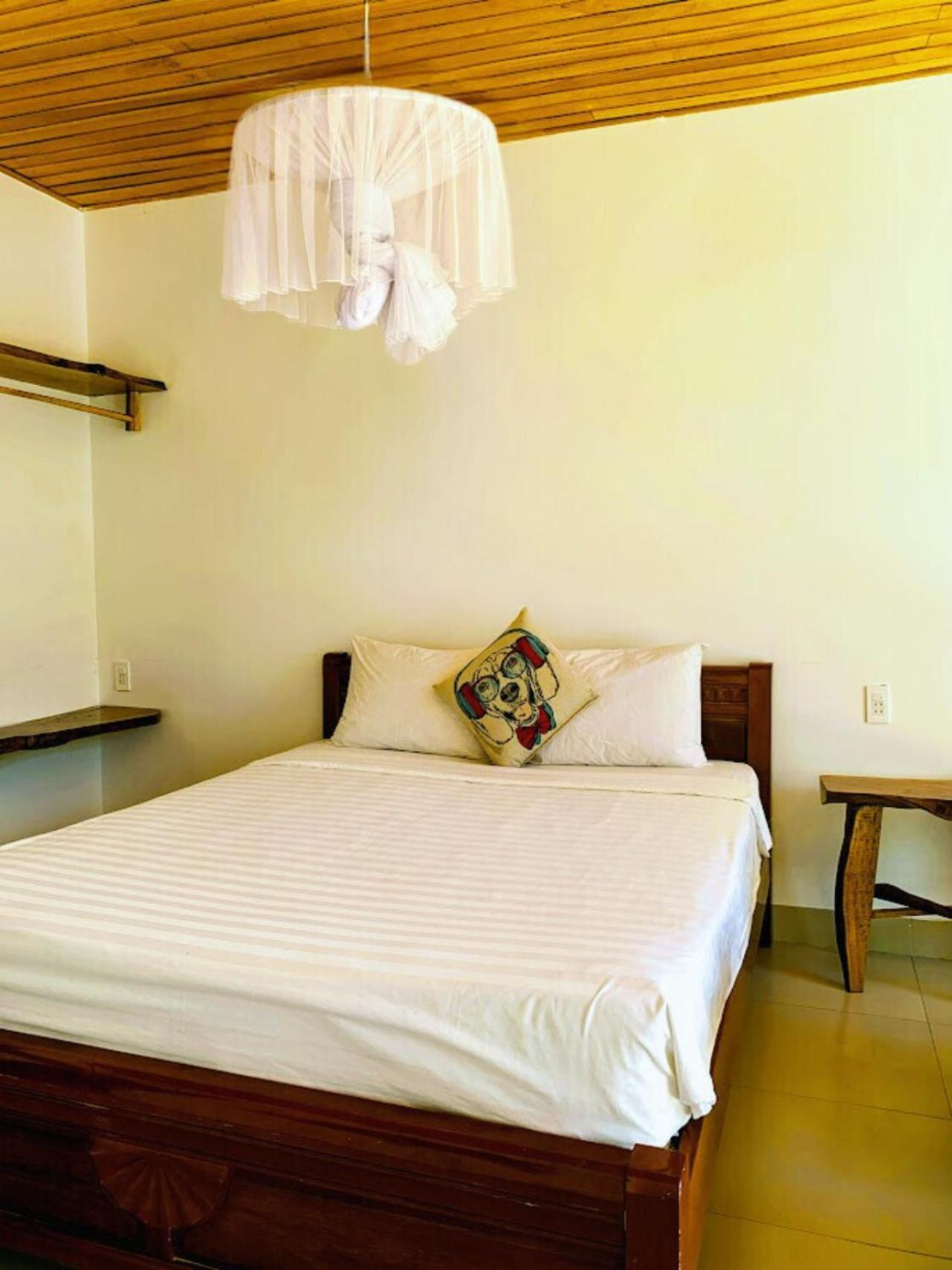 Homestay Ocbien Хойан Экстерьер фото